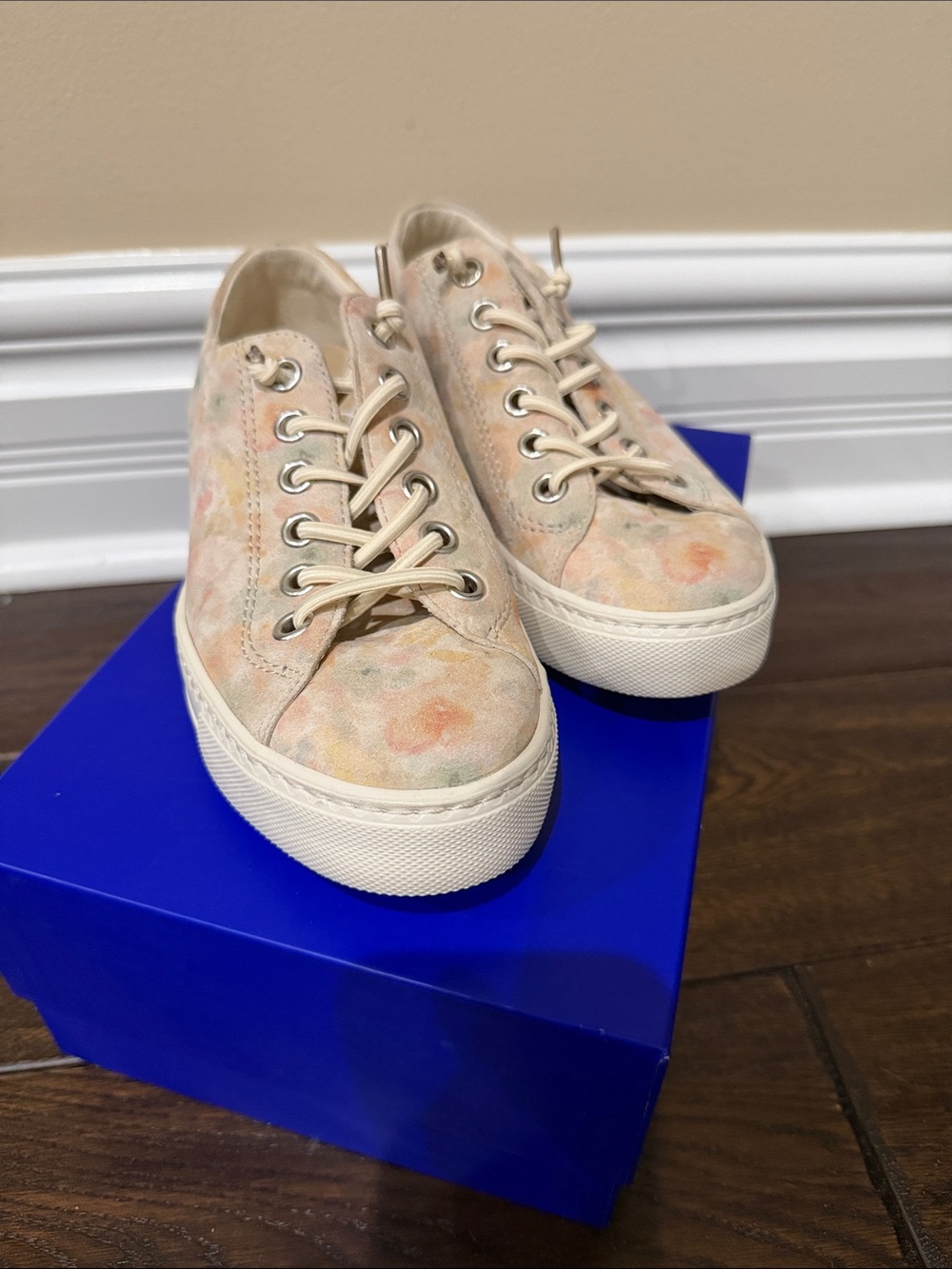 Paul Green Floral Beige Platform Sneakers